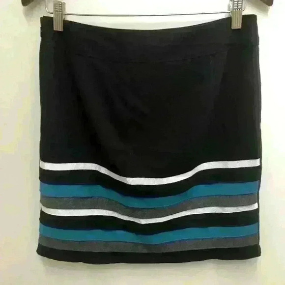 White  House Black Market Layered Striped Pencil Mini Skirt Casual Career - Picture 9 of 9